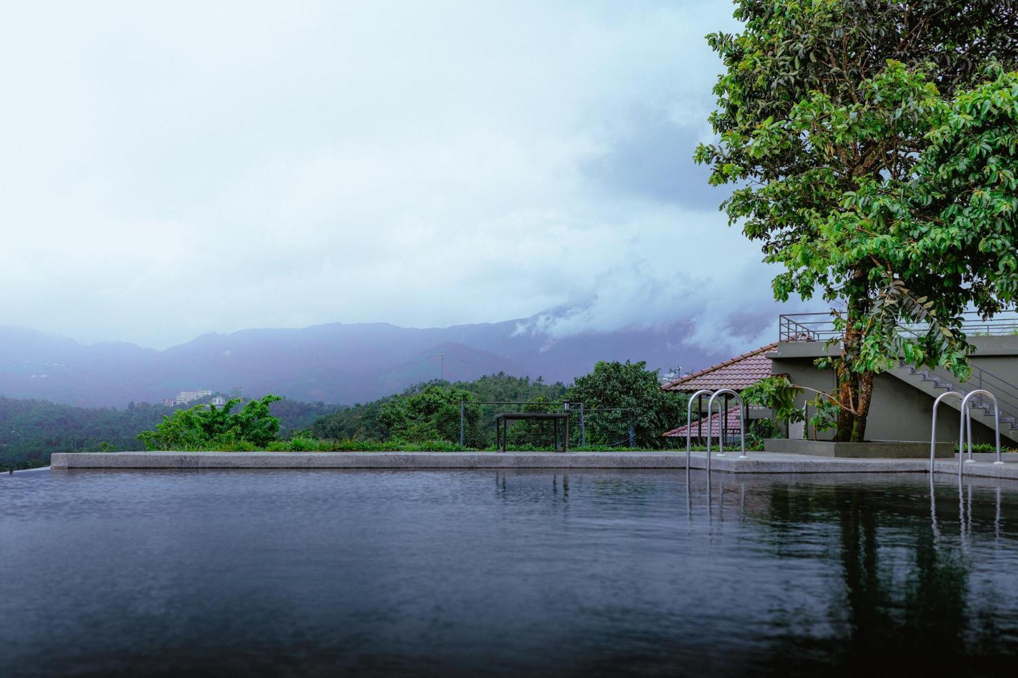 Haze And Kites Resort Munnar Eksteriør billede