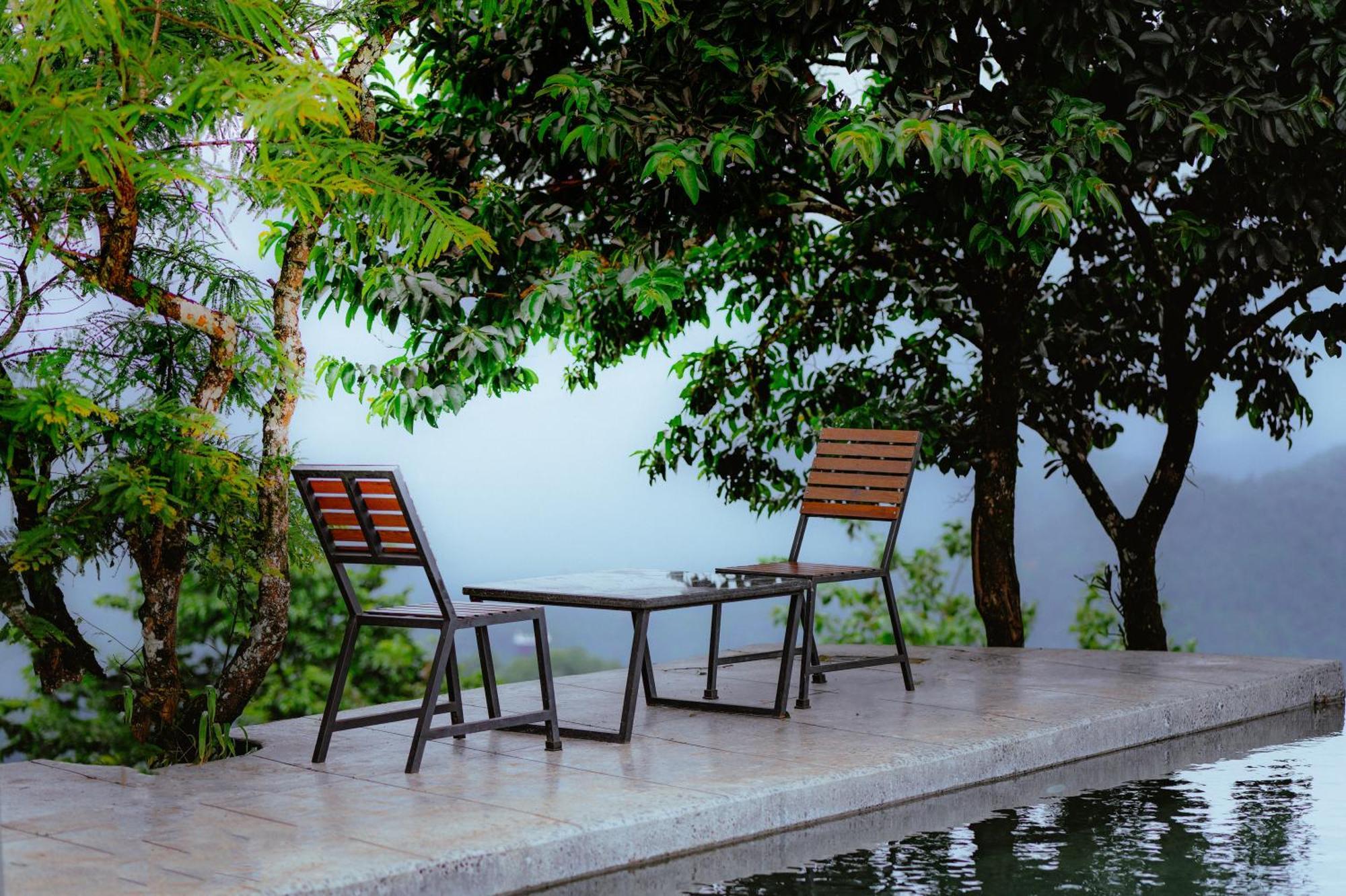 Haze And Kites Resort Munnar Eksteriør billede